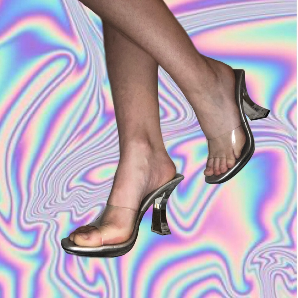 Y2K FUNKY CLEAR HEELS